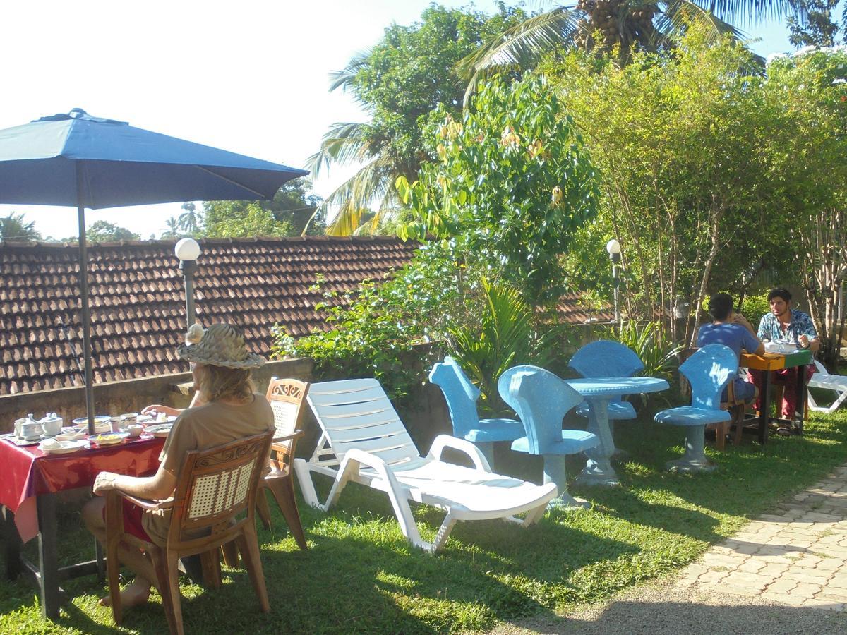 Sun Bird Eco Guest Mirissa Hotel Exterior photo